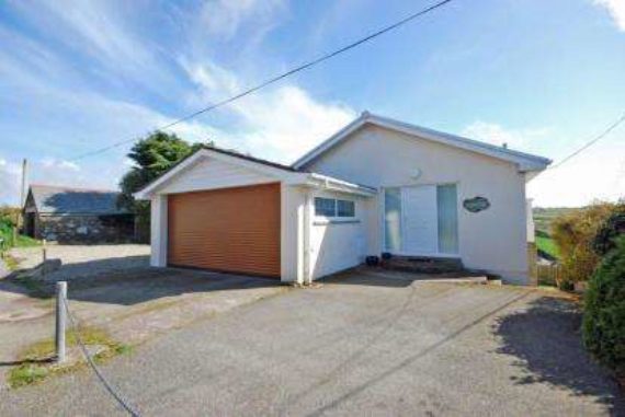 4 Bedroom Bungalow 